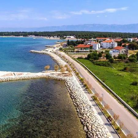 - Nin Family Zaton (Zadar)